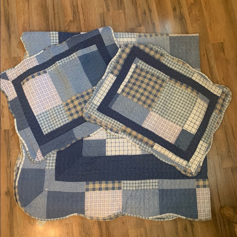 Full Size Patch Quilt & Shams